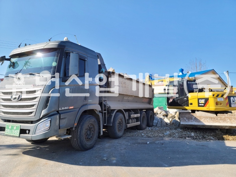 1용정리 736-1번지 농협창고 철거공사.jpg