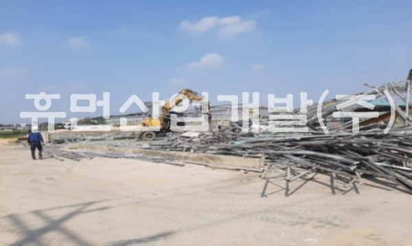 4왕림길 31 축사 철거공사.jpg