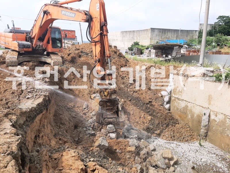 3신당동 21-3번지 주유소 철거공사.jpg