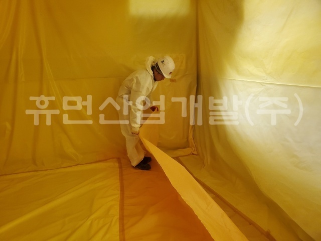 1깨끗한나라 청주공장 경비실 및 옹벽 철거공사.jpg