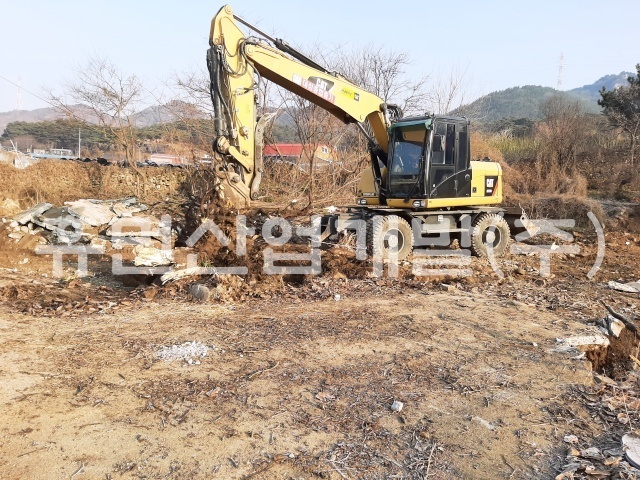 4아산시 염치읍 강청리길 16-16 건물 철거공사.jpg