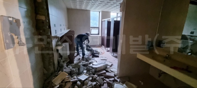 2백석역사박물관 철거공사.jpg